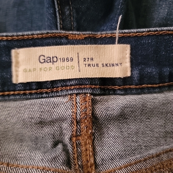Gap 1969  True Skynny Distressed Blue Jeans Size 27 - Picture 4 of 6